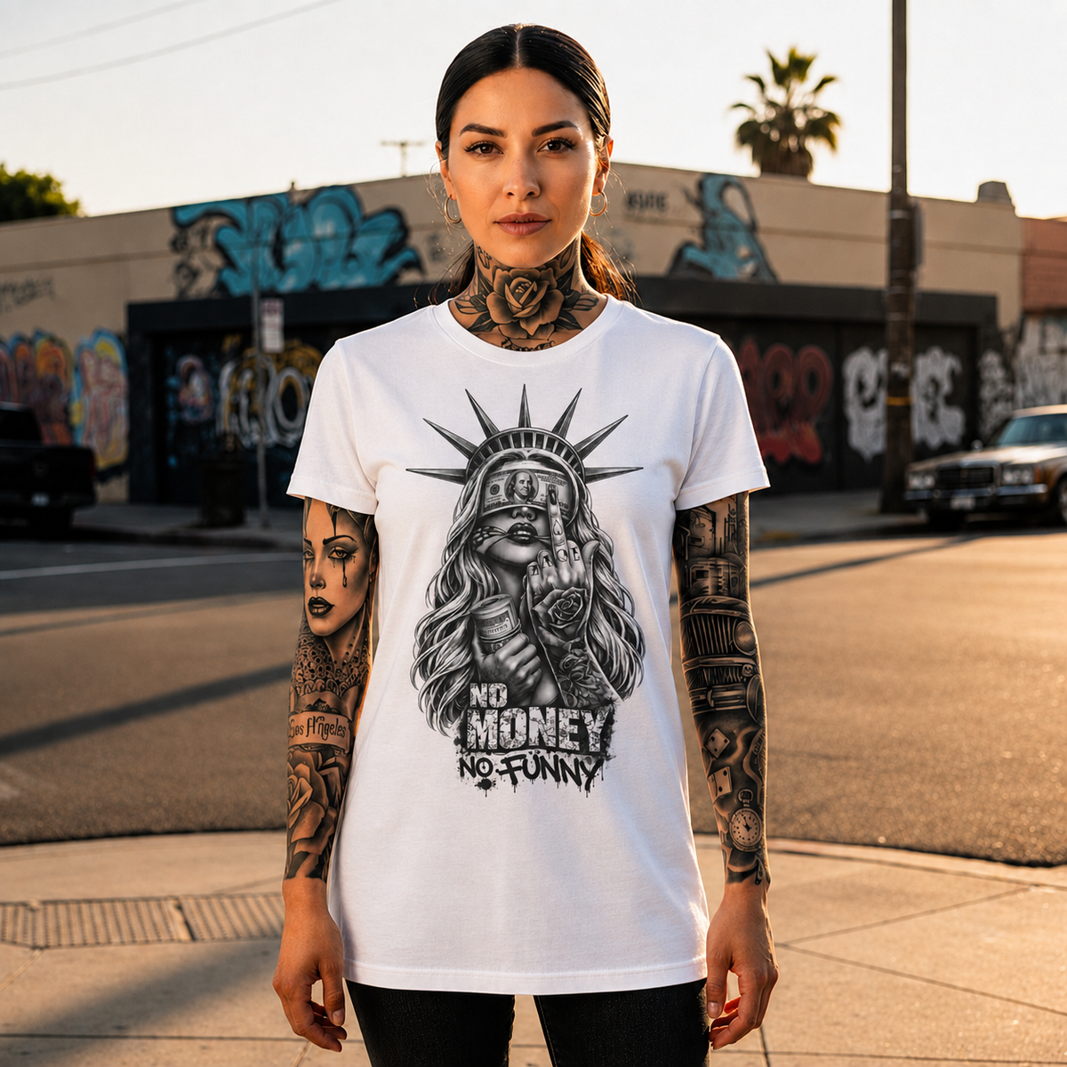 Statue of Liberty 'No Money No Funny' Graphic Tee