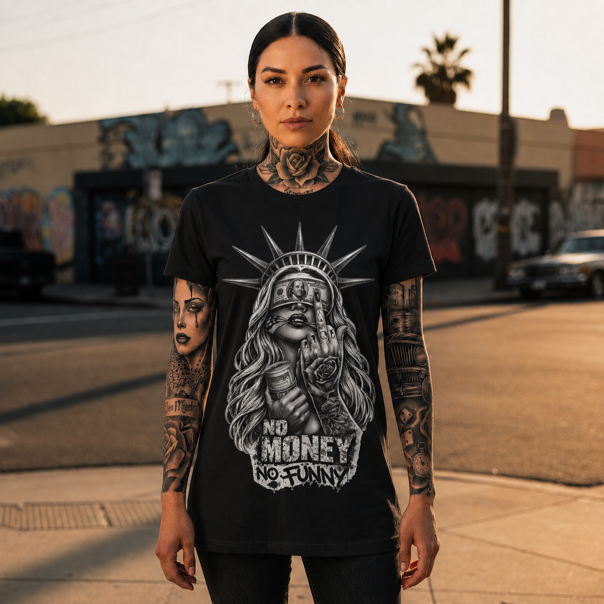 Statue of Liberty 'No Money No Funny' Graphic Tee